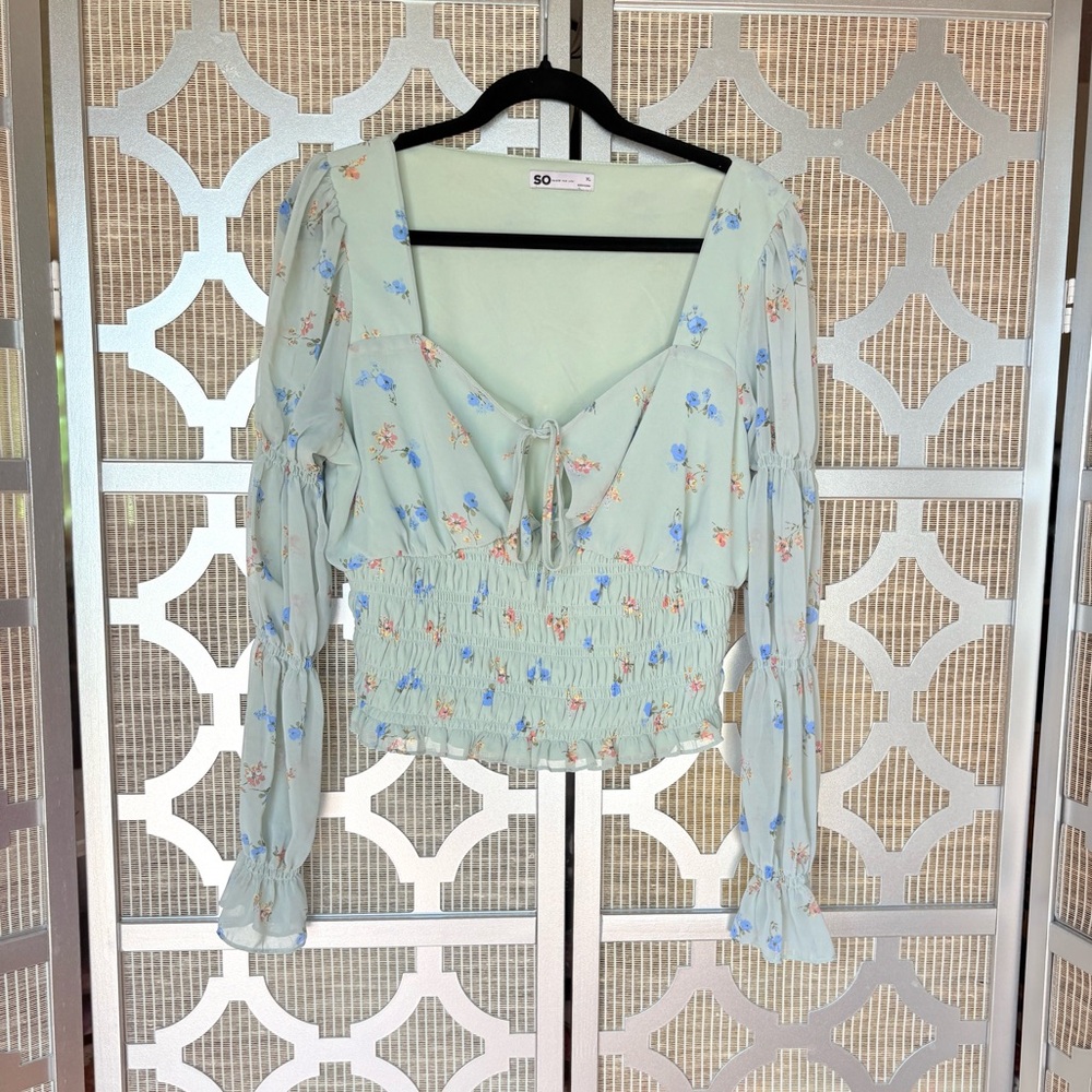 Floral Print Blouse with Long Sleeves